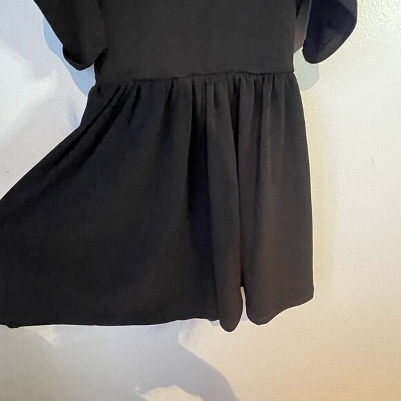 Urban‎ Outfitters NWT Black Stretch Cold-Shoulder Crepe Romper Size XS - Picture 8 of 8